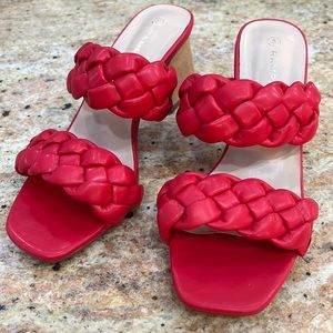 NWT - Size 8 Red Braided Sandals